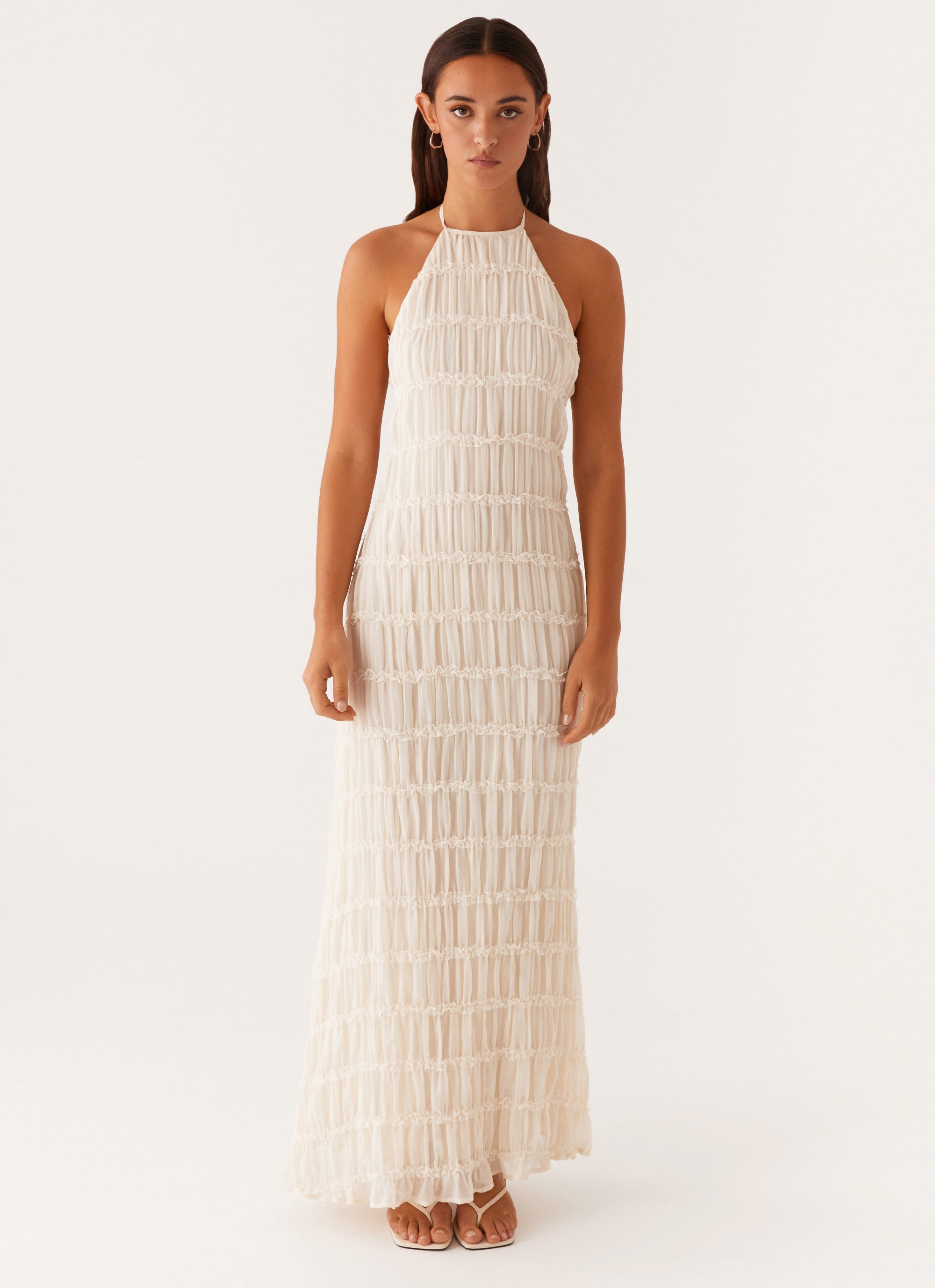 Elegant Collection | Maxi Dress with Halter Neckline & Lace Detailing | Long Dress for Effortless Sophistication 2