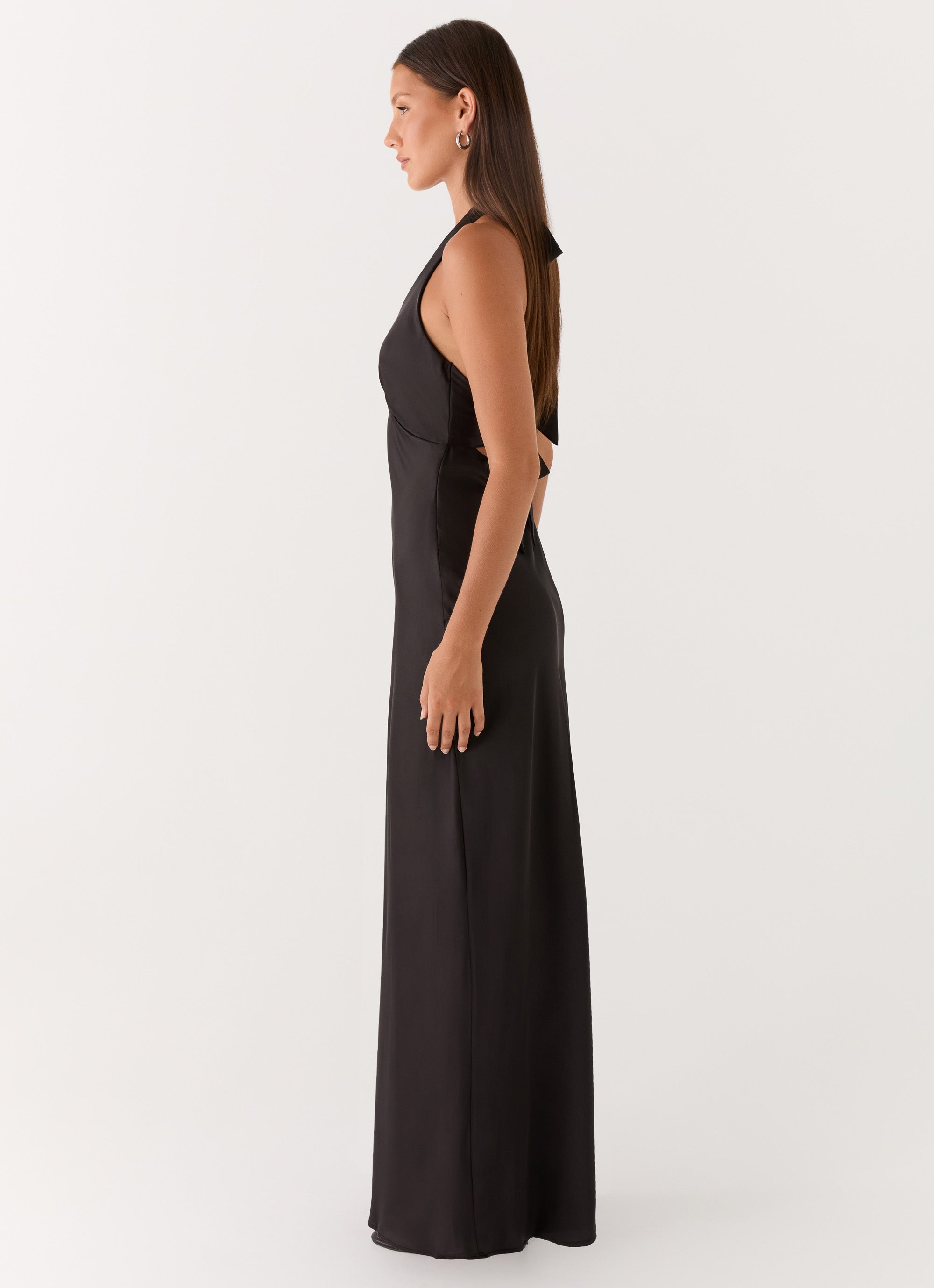 Elegant Maxi Dress Collection | Black Maxi Dress with Open-Back Halterneck | Flattering Fit for Unforgettable Nights 1